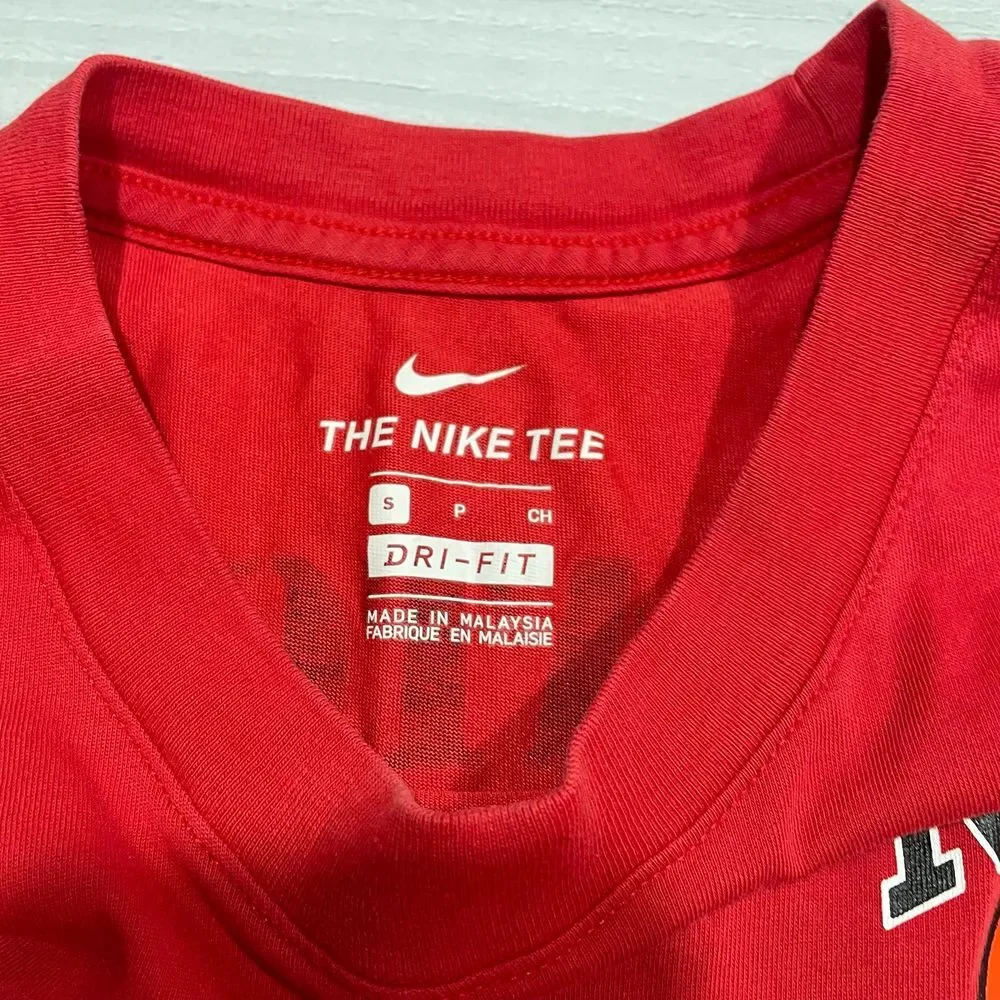Nike mens short sleeve‎ basketball shirt small